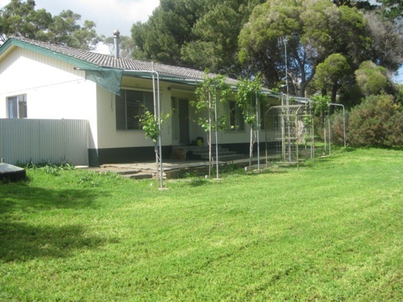 6 Bayliss Road, Willunga SA 5172