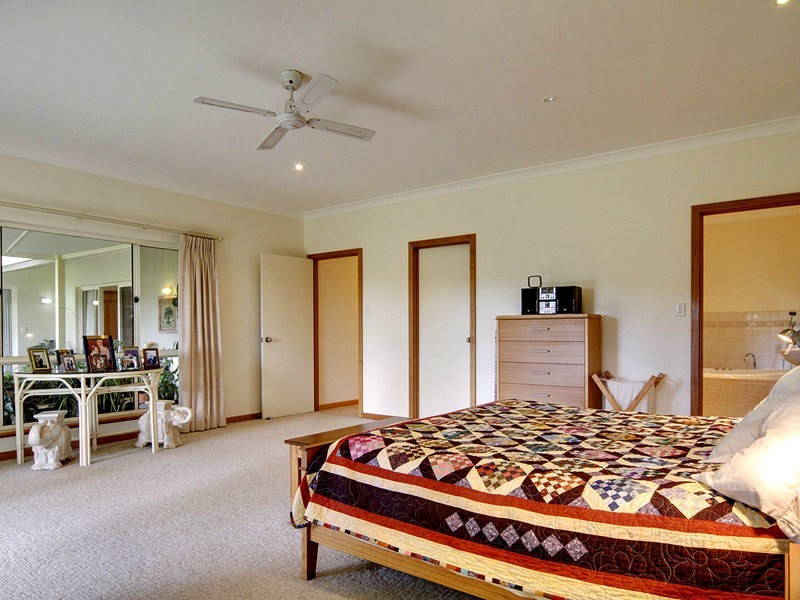 130  Nosworthy Road, Inman Valley SA 5211