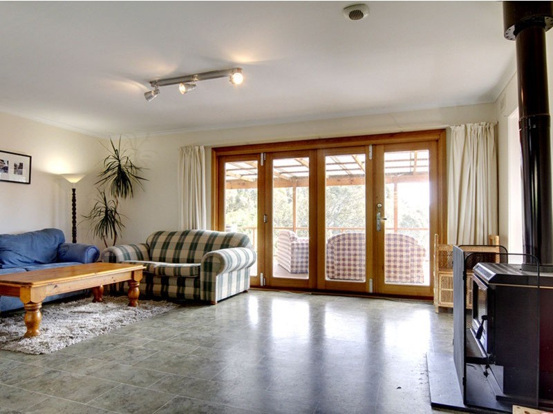 27 St Matthews  Street, Willunga SA 5172