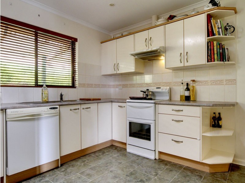 27 St Matthews  Street, Willunga SA 5172