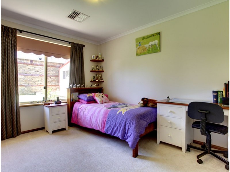 30 Aubrey Drive, Willunga SA 5172