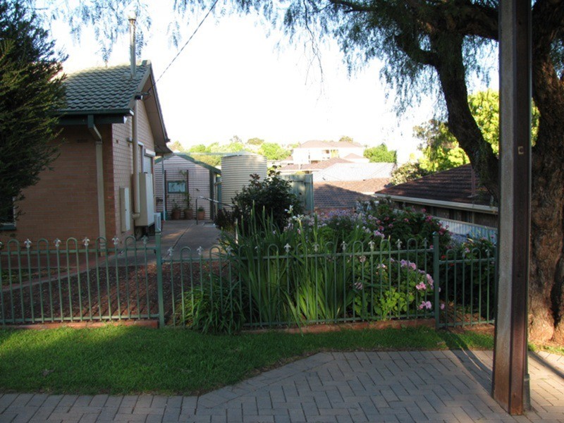 2B Pridmore Avenue, Mclaren Vale SA 5171