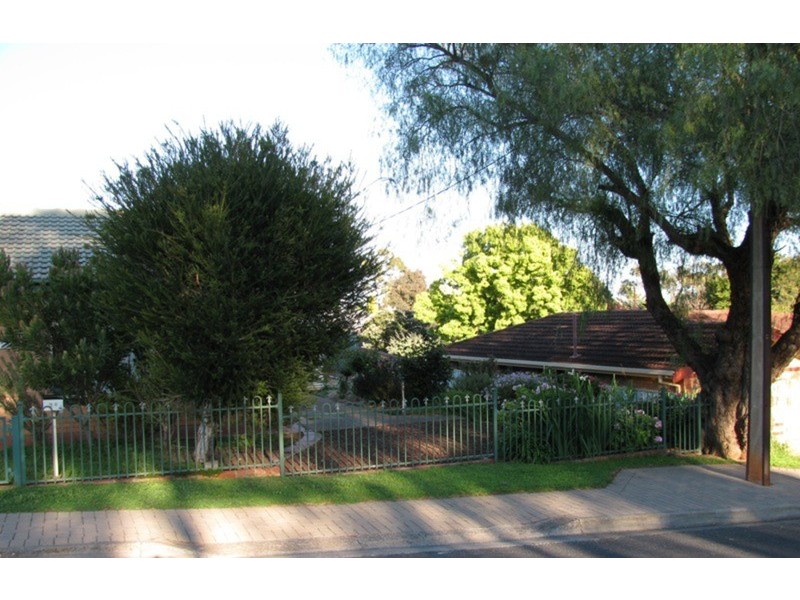 2B Pridmore Avenue, Mclaren Vale SA 5171