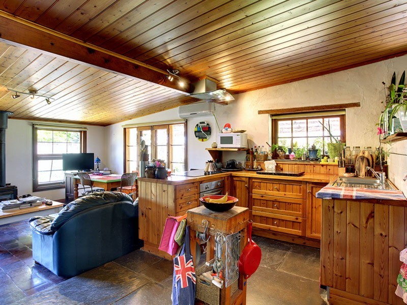 5 Chalk Hill  Road, Mclaren Vale SA 5171