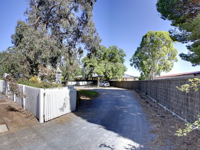 5 Chalk Hill  Road, Mclaren Vale SA 5171