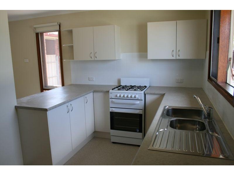 6 Lodz Court, Hackham West SA 5163