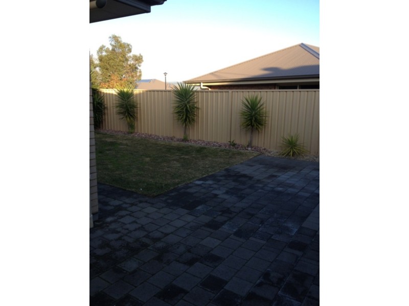 12 Pinkgum Avenue, Aldinga Beach SA 5173