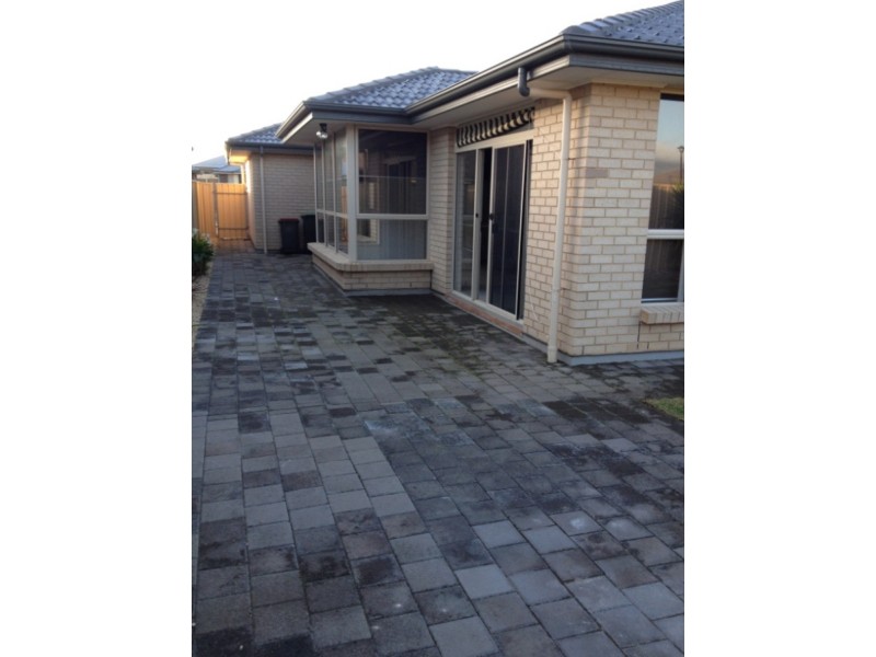 12 Pinkgum Avenue, Aldinga Beach SA 5173