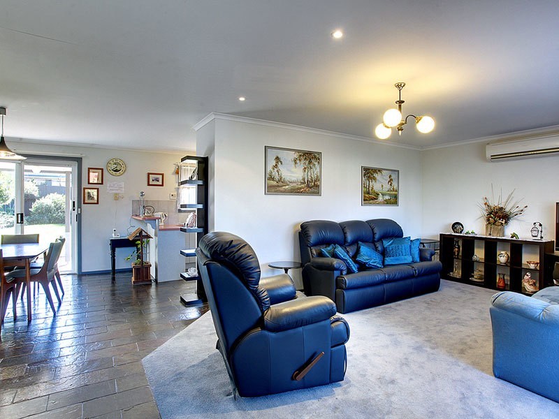 24 Kerrin  Avenue, Morphett Vale SA 5162