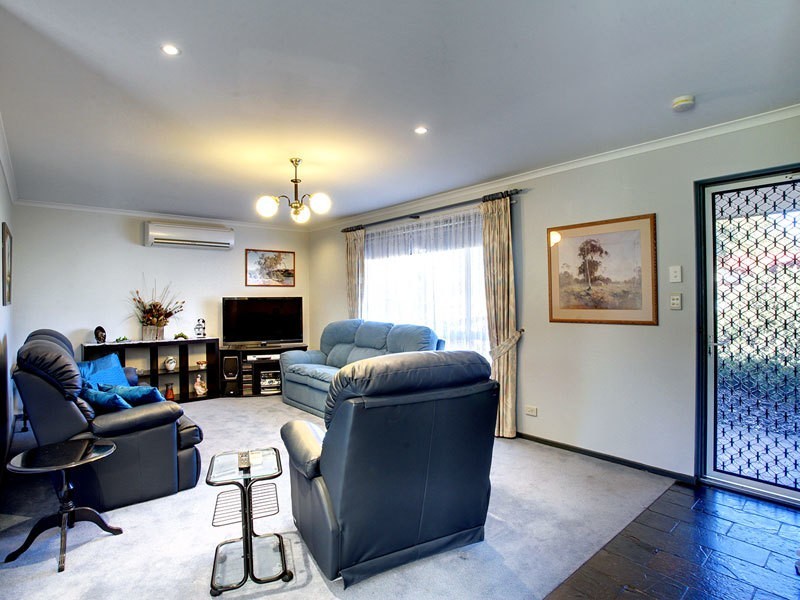 24 Kerrin  Avenue, Morphett Vale SA 5162