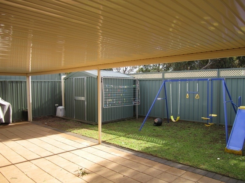 4 Chartreuse Court, Aldinga Beach SA 5173
