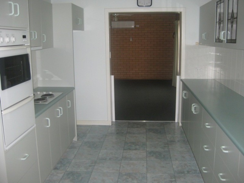 25 Chapman  Avenue, Mclaren Vale SA 5171