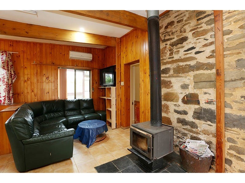 456 Kokoda Road, Mount Compass SA 5210