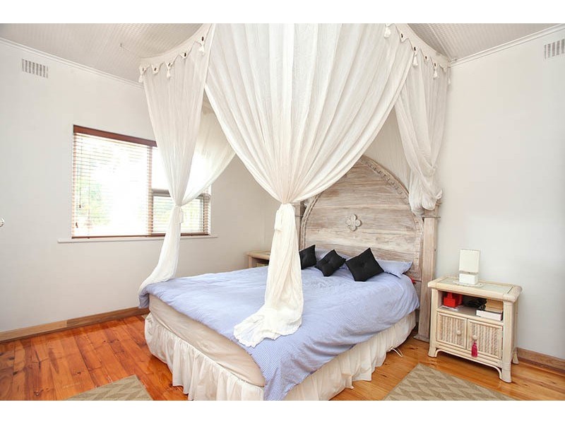 16 Arthur Road, Mount Compass SA 5210