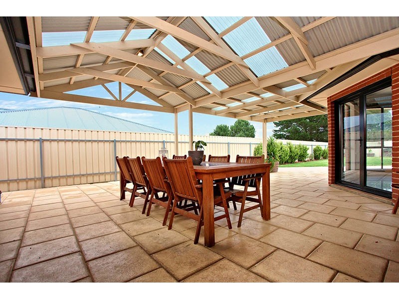 13 Haywood Court, Mount Compass SA 5210