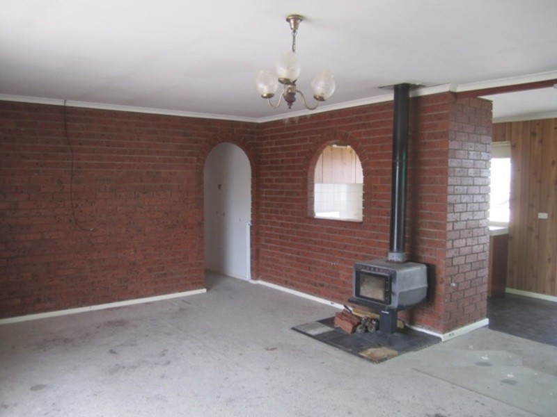 16 Waye Street, Mount Compass SA 5210