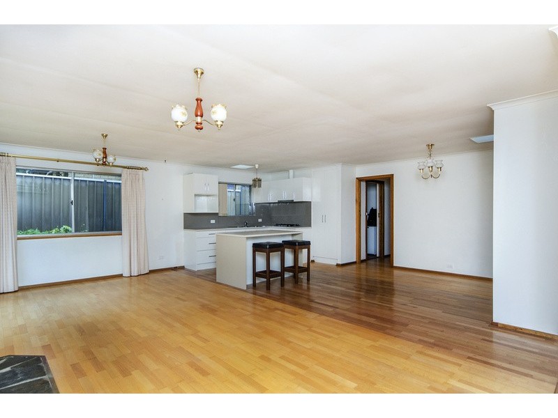 36 St Peters Terrace, Willunga SA 5172