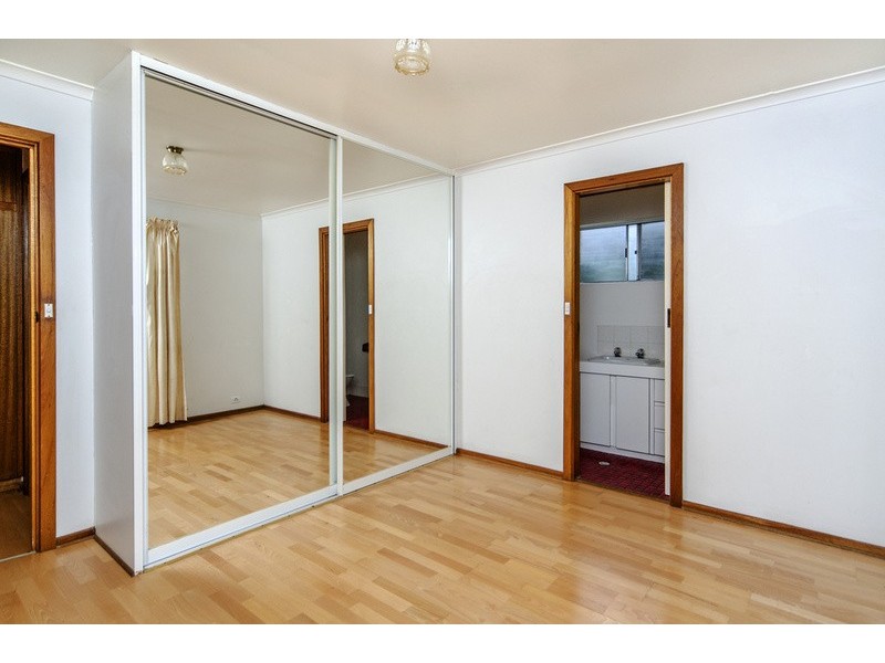 36 St Peters Terrace, Willunga SA 5172