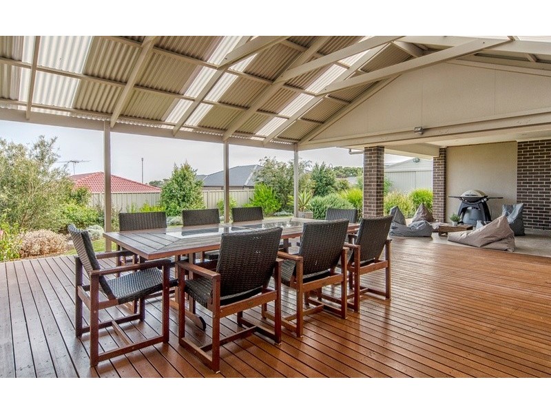 4 Silver Cloud Grove, Sellicks Beach SA 5174