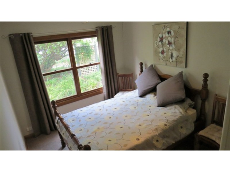 13 St Peters Terrace, Willunga SA 5172