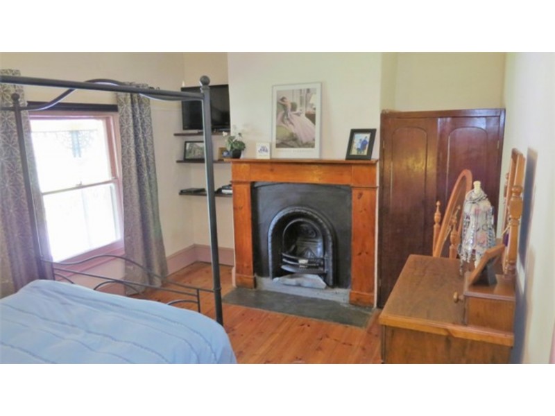 13 St Peters Terrace, Willunga SA 5172