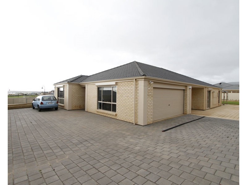9 Crystal Harmony Court, Sellicks Beach SA 5174