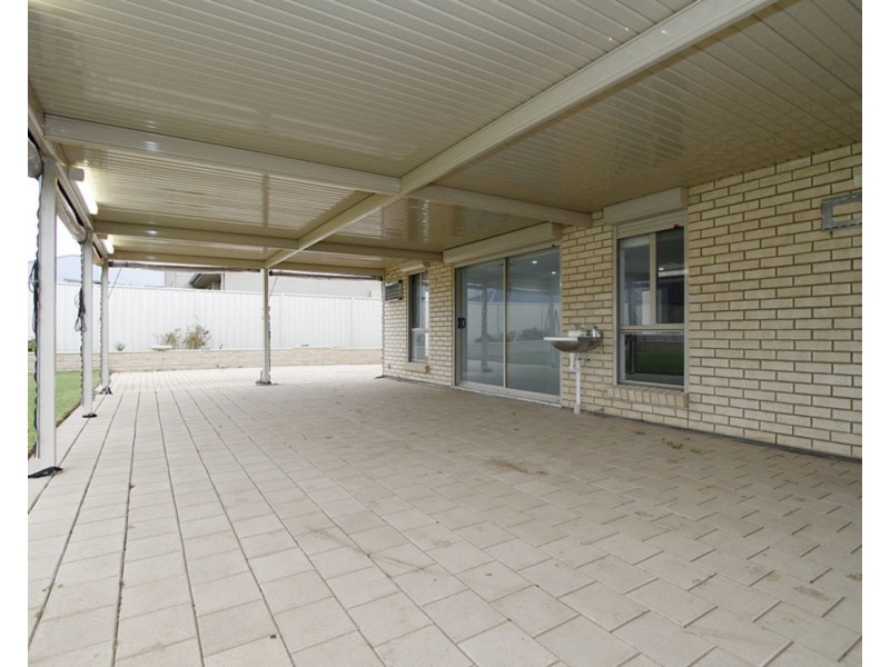 9 Crystal Harmony Court, Sellicks Beach SA 5174