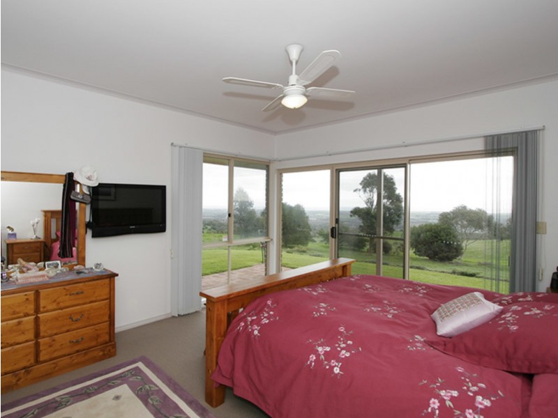 181 Taylors Hill Road, Willunga SA 5172