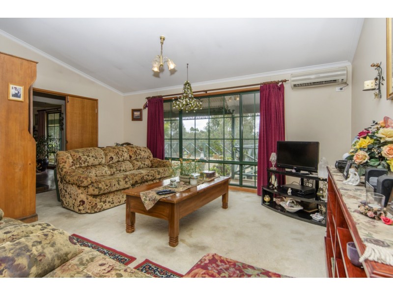 136 Through Road, Mount Compass SA 5210