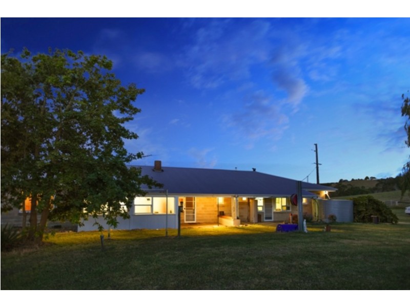 205A Through Road, Tooperang SA 5255