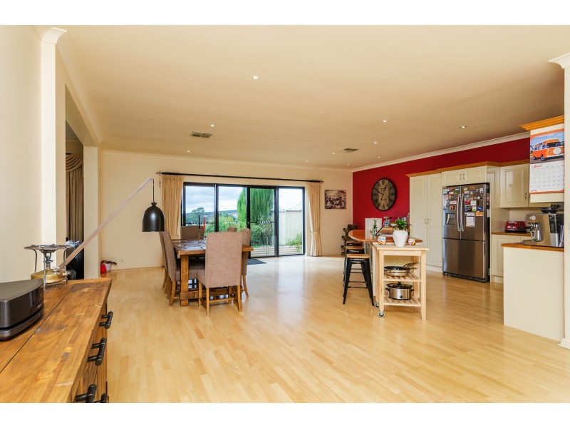 38 George Francis Drive, Mount Compass SA 5210