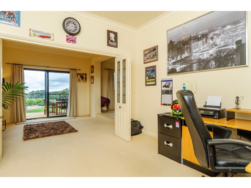 38 George Francis Drive, Mount Compass SA 5210
