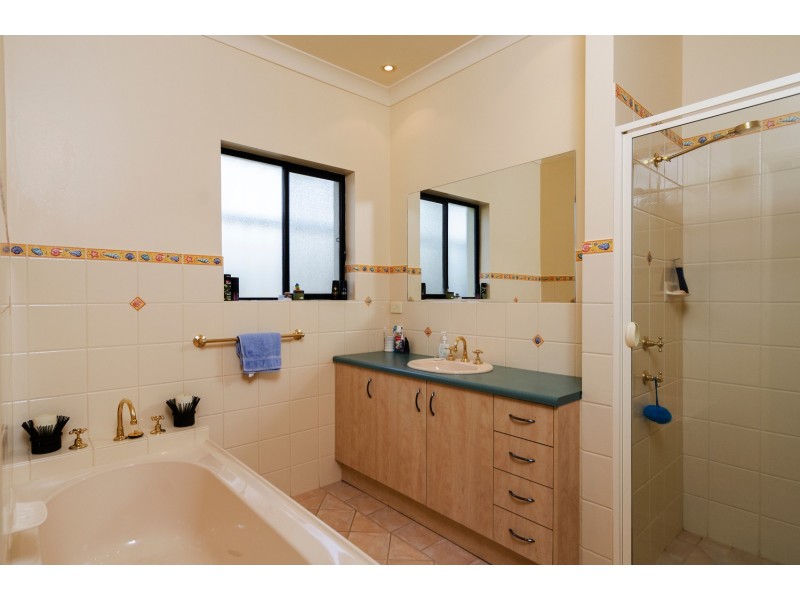 38 George Francis Drive, Mount Compass SA 5210