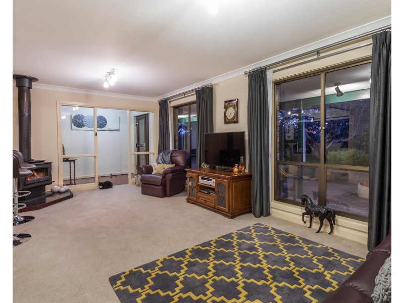 19 Nioka Drive, Ironbank SA 5153