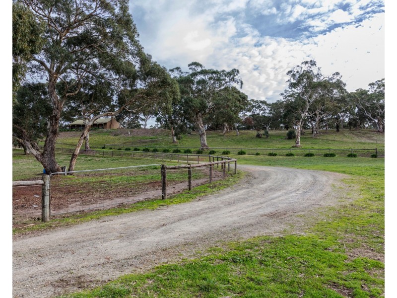 925 Goolwa Road, Mosquito Hill SA 5214