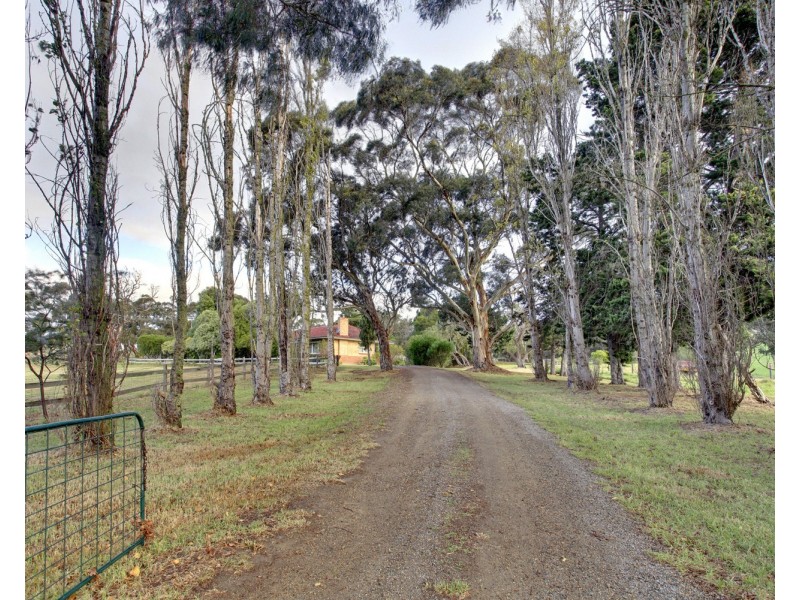 896 Cleland Gully Road, Tooperang SA 5255