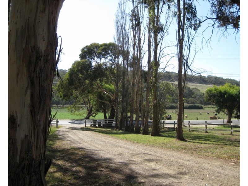 896 Cleland Gully Road, Tooperang SA 5255