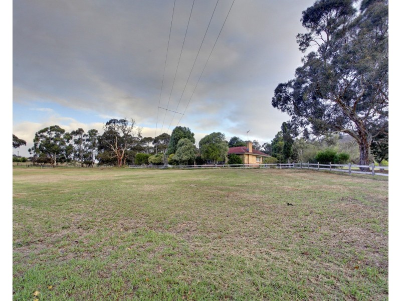 896 Cleland Gully Road, Tooperang SA 5255