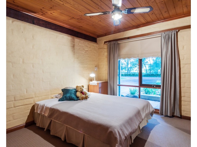 965 McLaren Flat Road, Kangarilla SA 5157