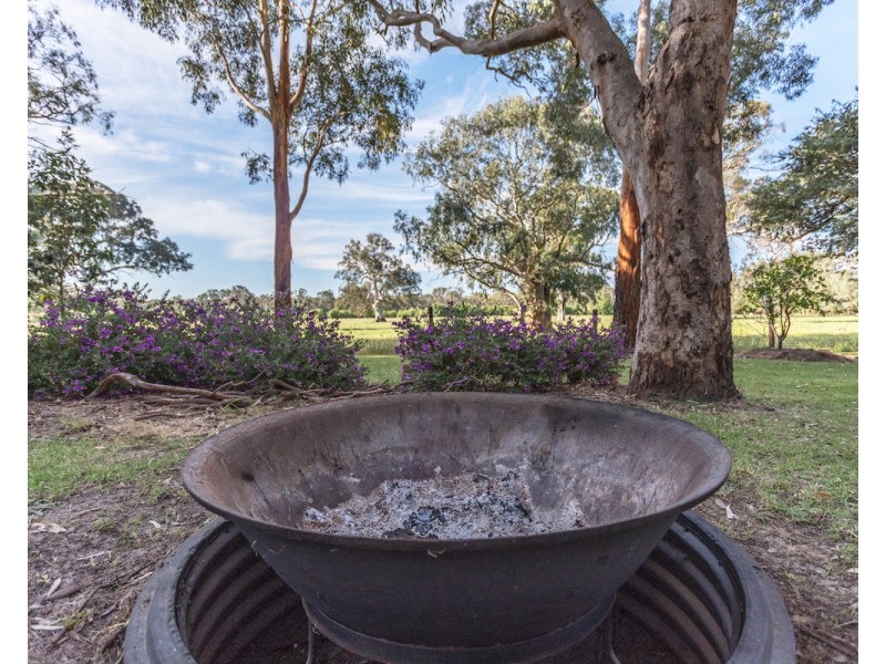 965 McLaren Flat Road, Kangarilla SA 5157