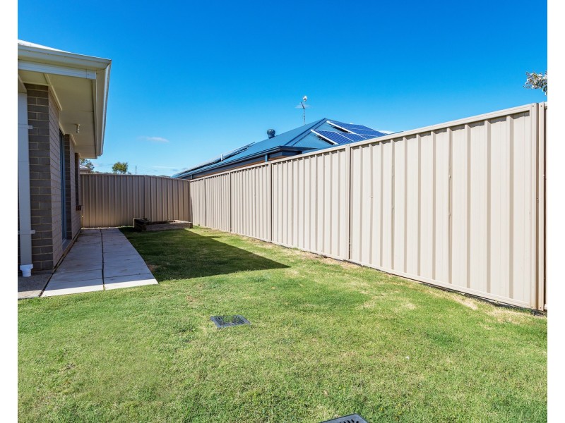 15 Edgehill Walk, Noarlunga Downs SA 5168