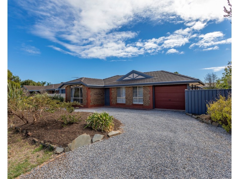 10 Greenlees Parade, Aldinga Beach SA 5173