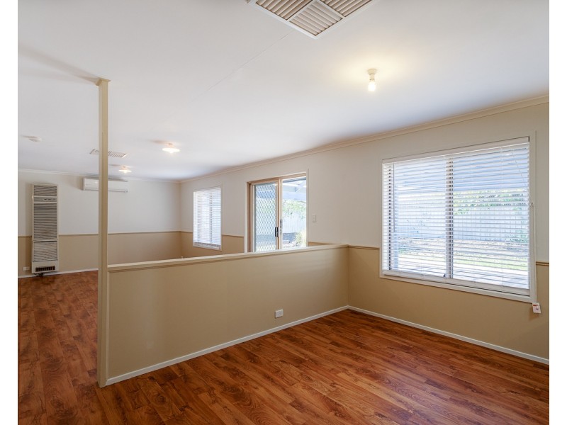 10 Greenlees Parade, Aldinga Beach SA 5173