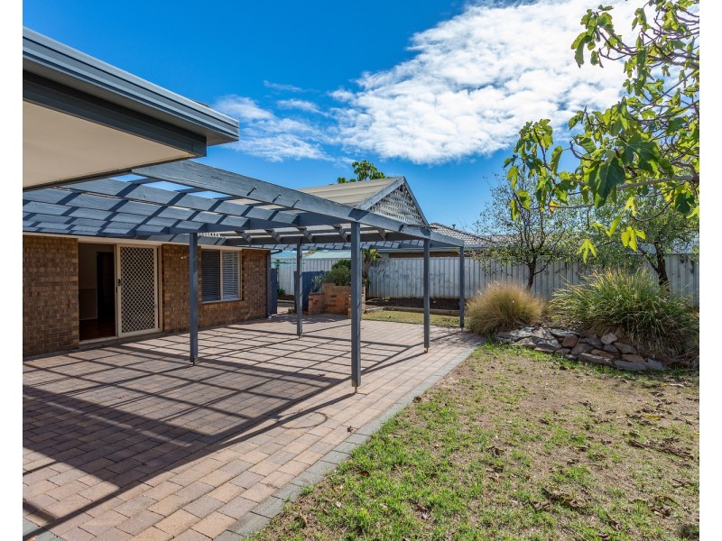 10 Greenlees Parade, Aldinga Beach SA 5173