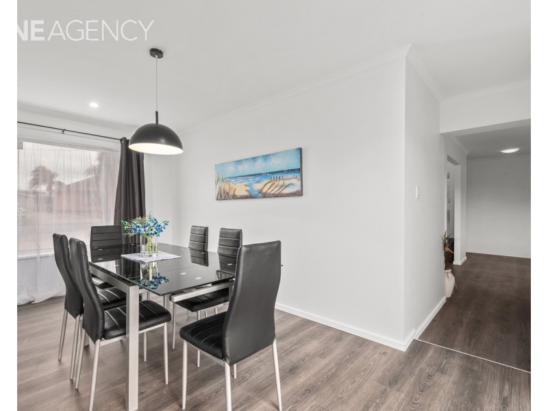 51 Trim Crescent, Old Noarlunga SA 5168