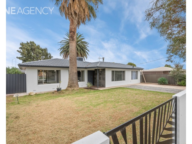 51 Trim Crescent, Old Noarlunga SA 5168