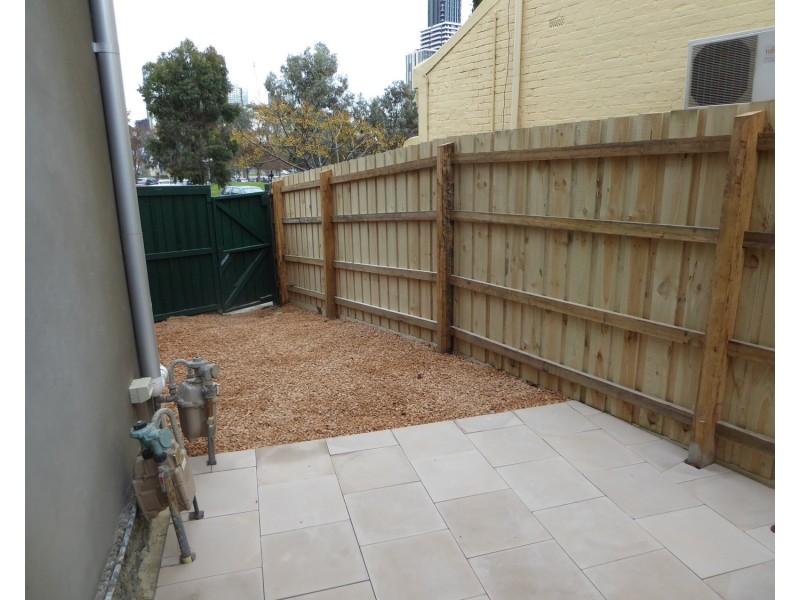 2 Stanley Street, West Melbourne VIC 3003