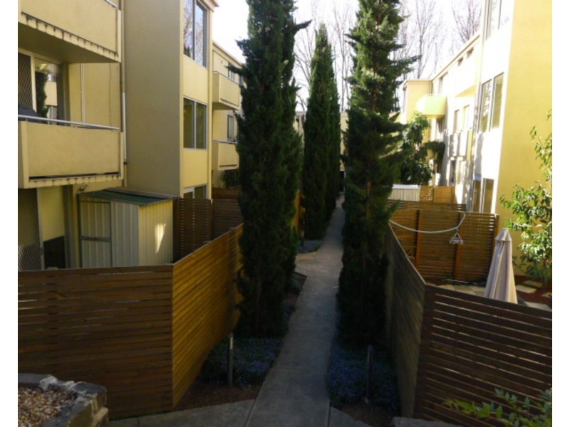 1/60 O’Shanassy Street, North Melbourne VIC 3051