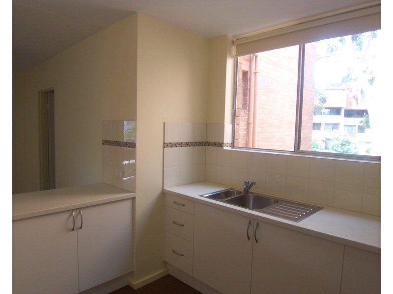 12/369 Abbotsford Street, North Melbourne VIC 3051