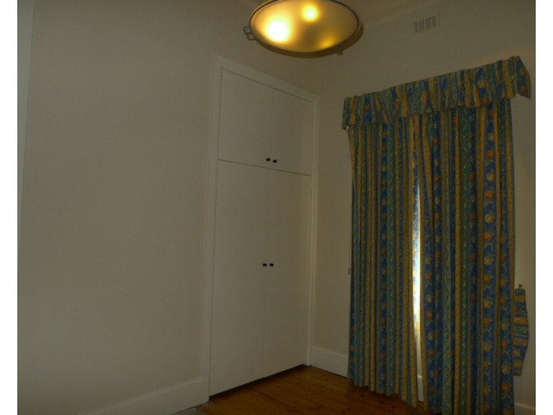 212 Moreland Road, Brunswick VIC 3056